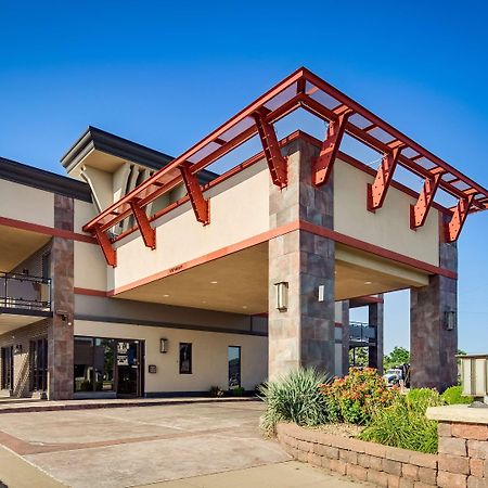 Best Western Angus Inn Great Bend Buitenkant foto