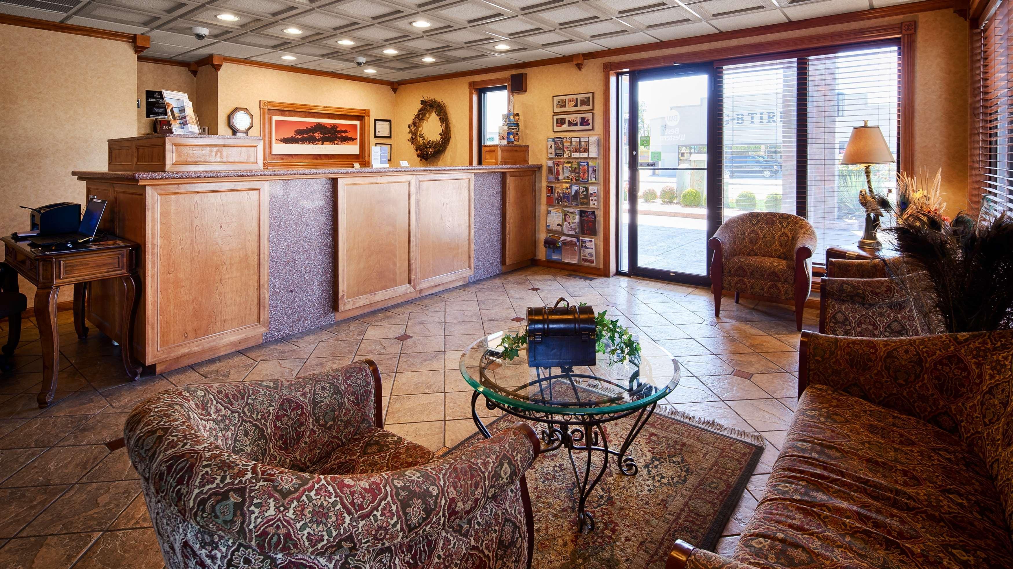Best Western Angus Inn Great Bend Buitenkant foto