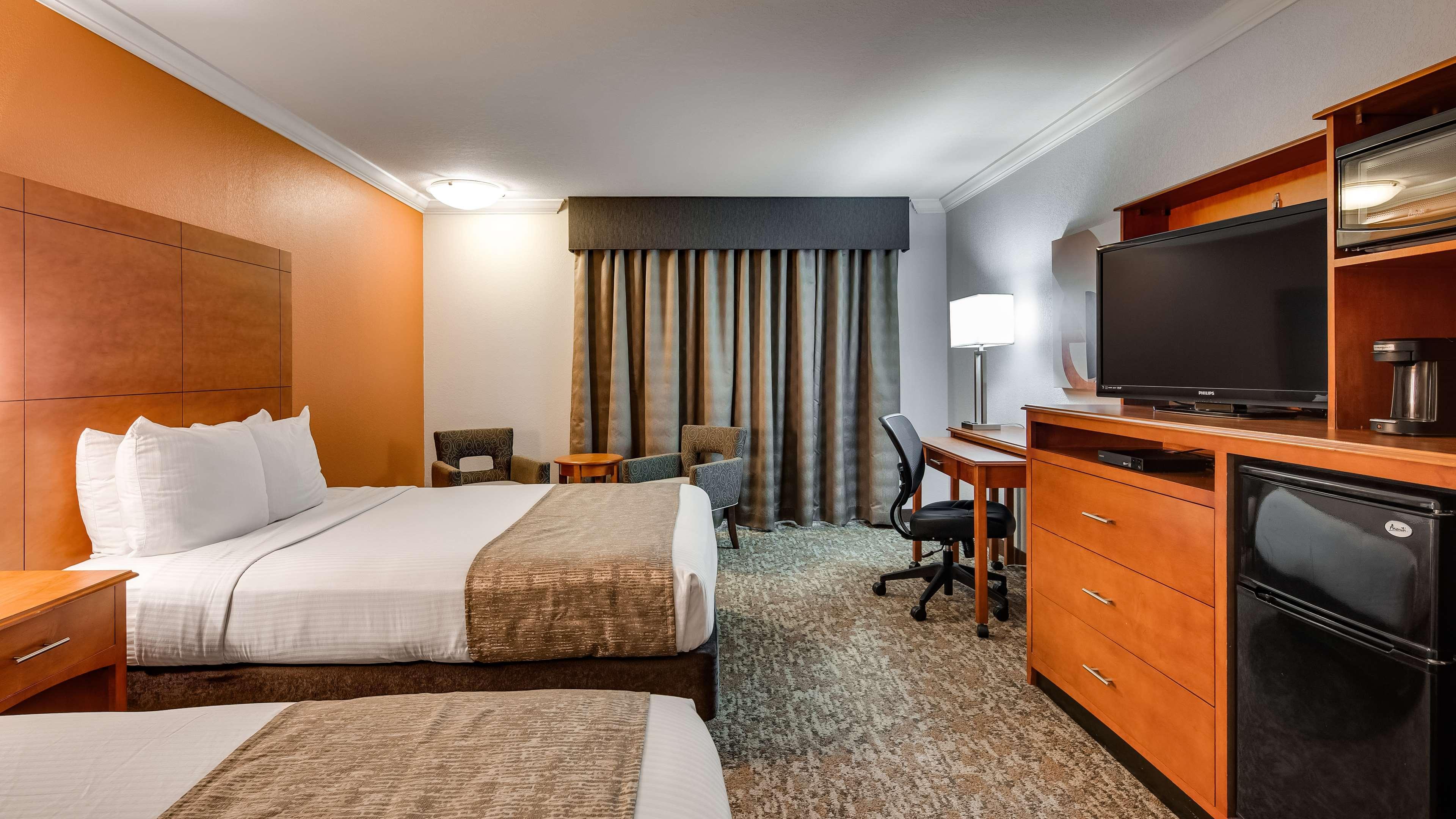 Best Western Angus Inn Great Bend Buitenkant foto
