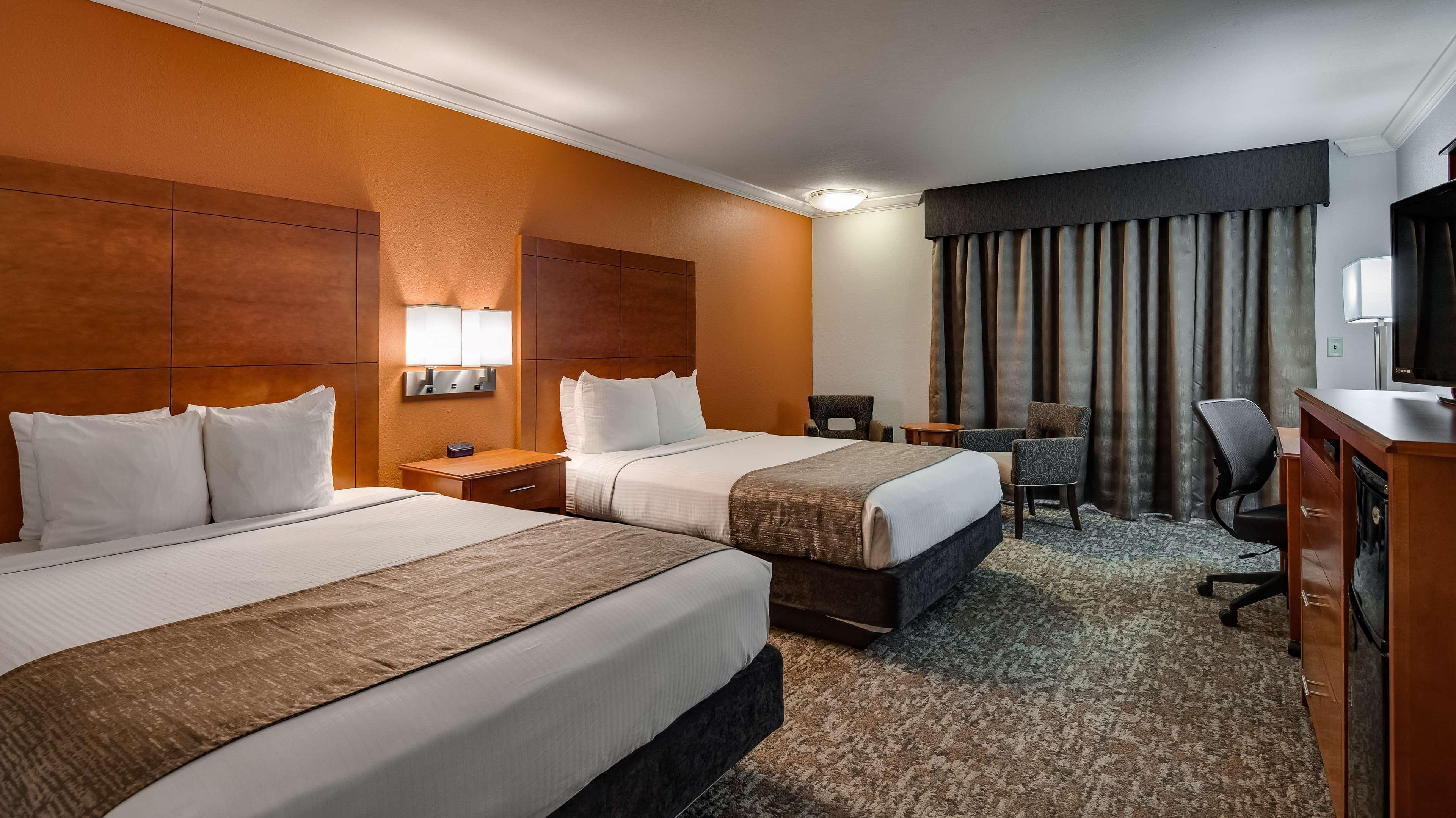 Best Western Angus Inn Great Bend Buitenkant foto