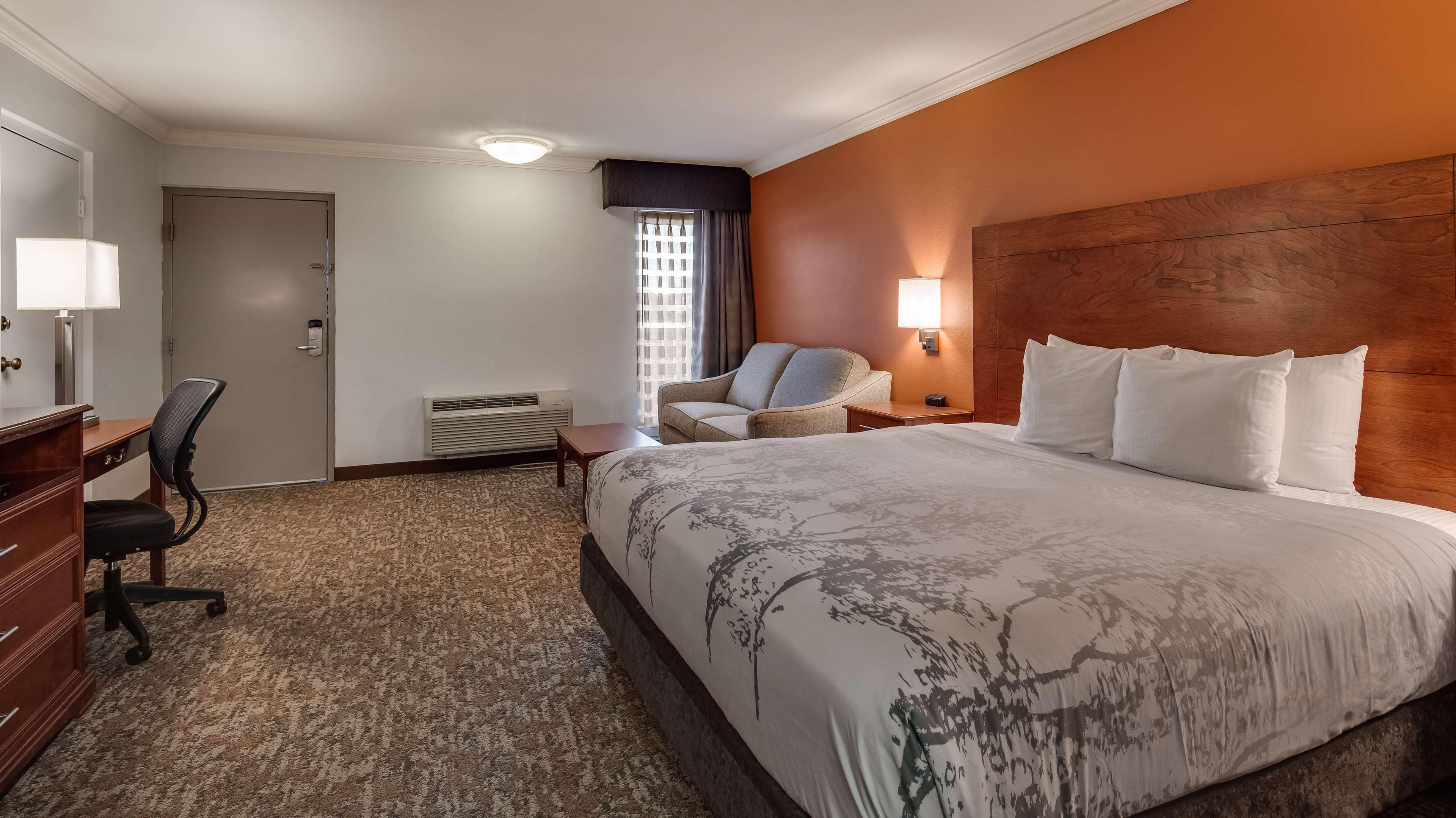 Best Western Angus Inn Great Bend Buitenkant foto