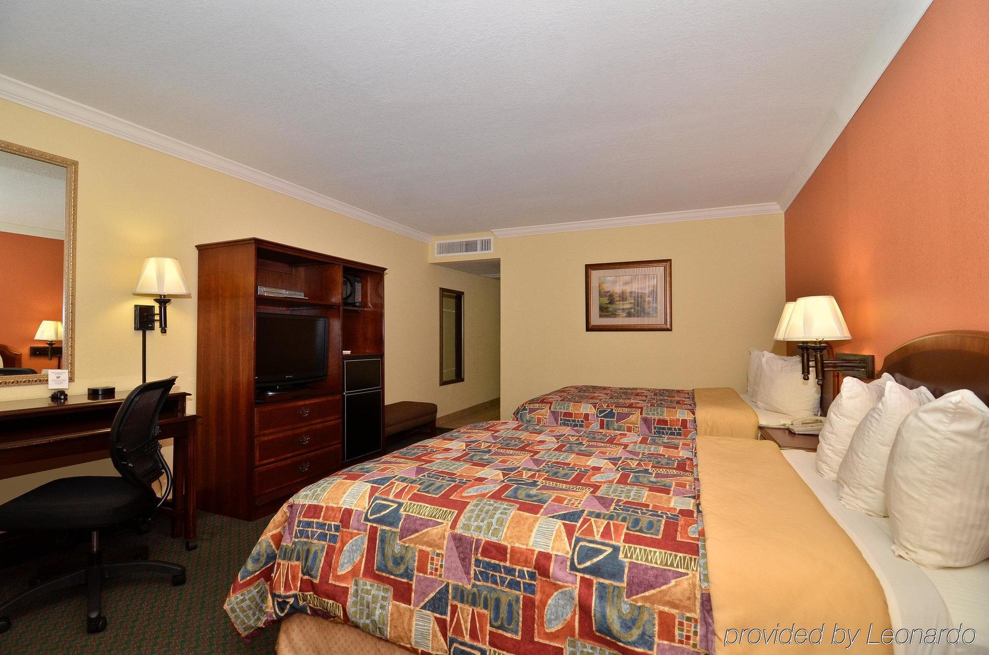 Best Western Angus Inn Great Bend Buitenkant foto